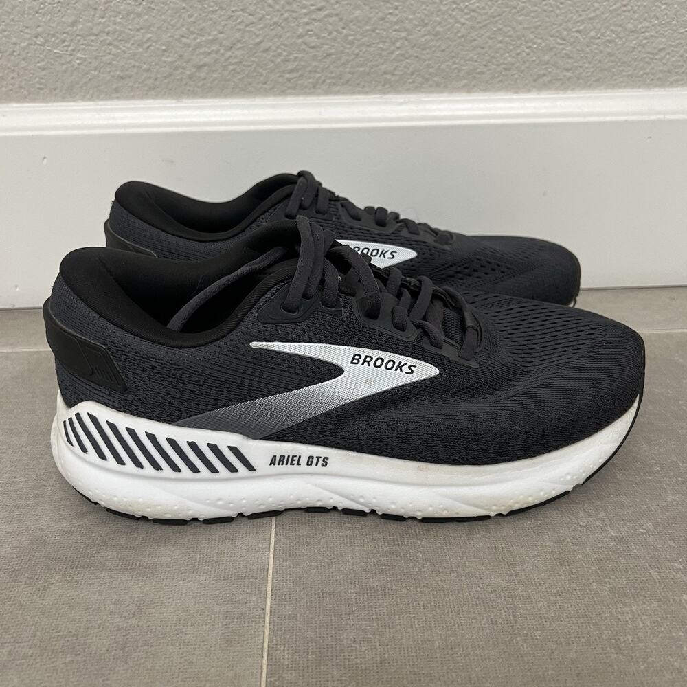 Brooks Ariel GTS 24 Womens 8.5 Black Wide 2E Athletic Sneaker Shoes 1204142E016